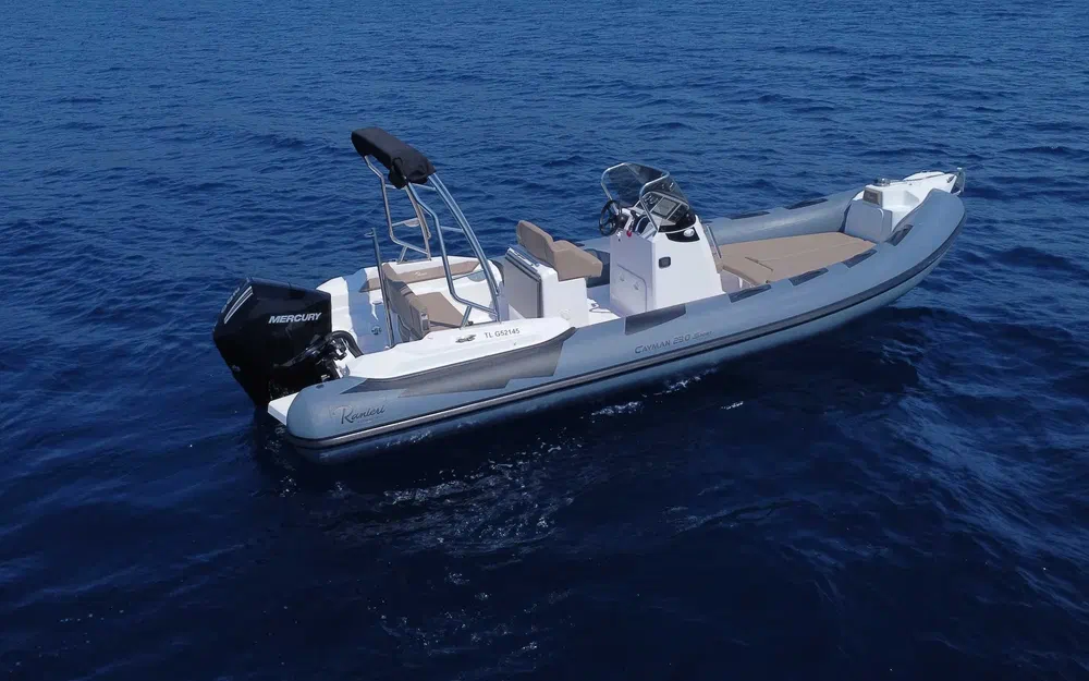 slider 2 Ranieri Cayman 23 Sport