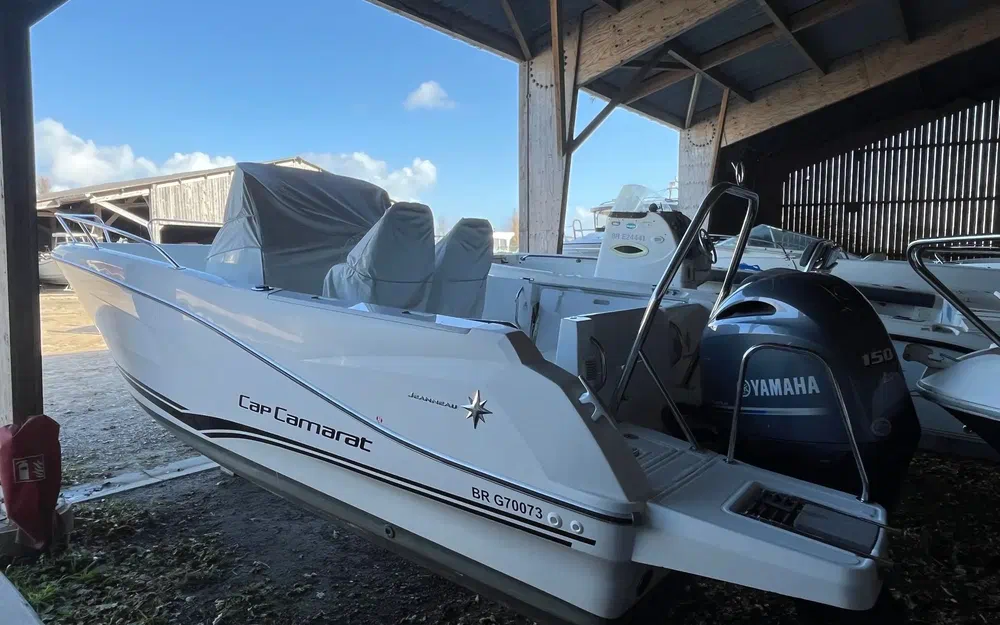 slider 10 Jeanneau Cap Camarat 6.5 CC Serie 3