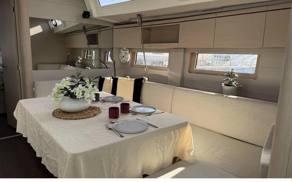 slider 11 Beneteau Oceanis 51.1
