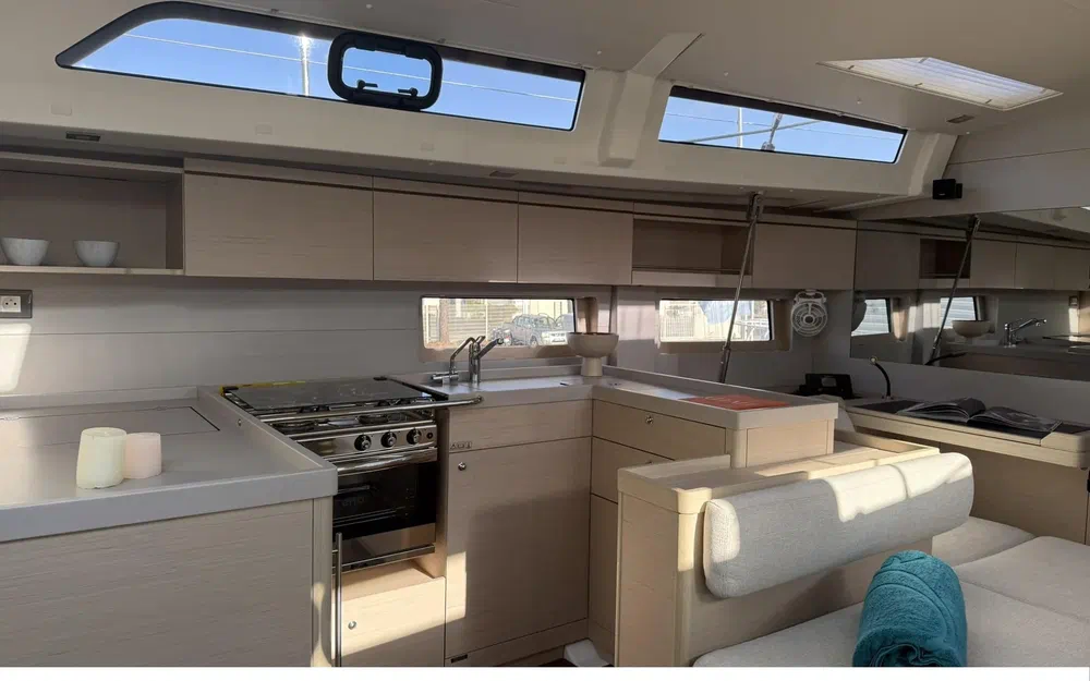 slider 13 Beneteau Oceanis 51.1