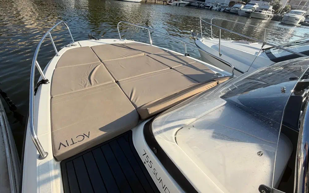 slider 10 Quicksilver Activ 755 Sundeck