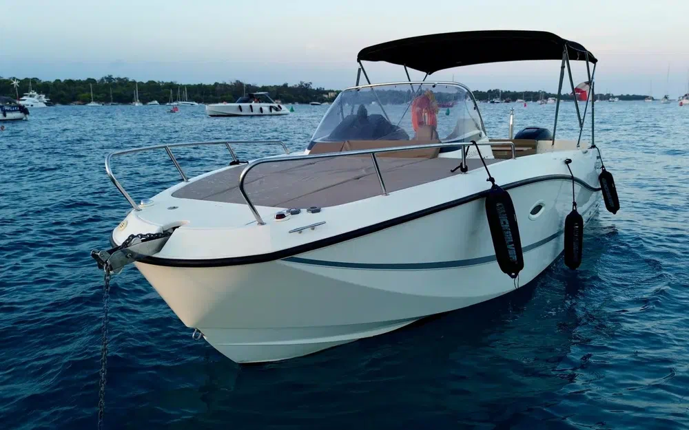 slider 2 Quicksilver Activ 755 Sundeck