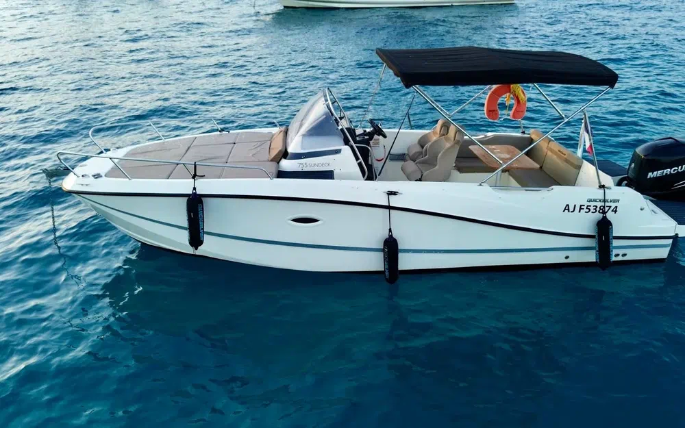 slider 3 Quicksilver Activ 755 Sundeck