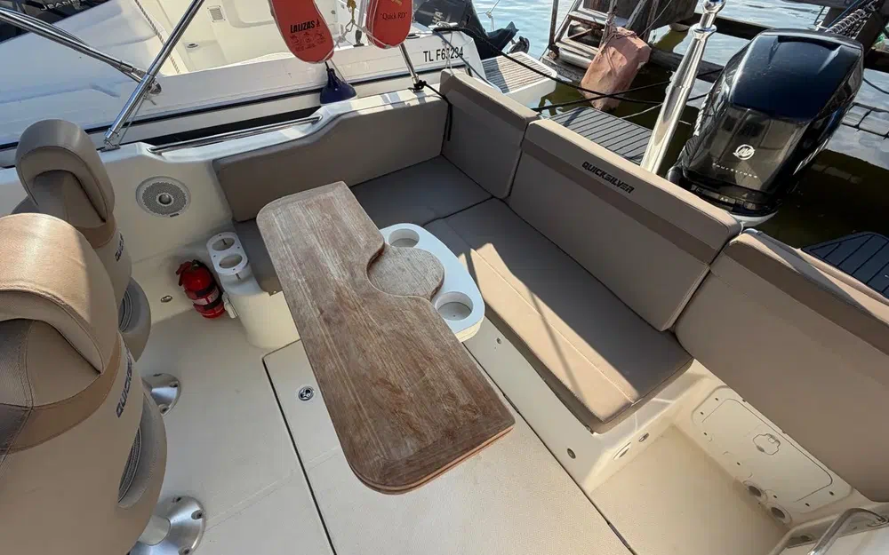 slider 4 Quicksilver Activ 755 Sundeck