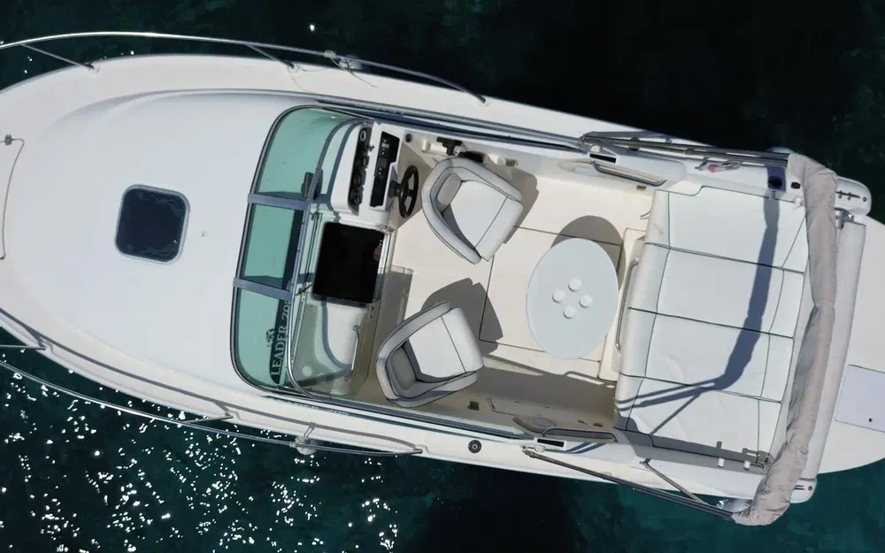slider 13 Jeanneau Leader 705