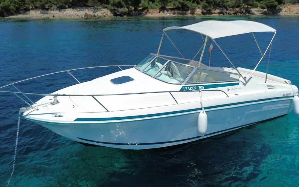 slider 2 Jeanneau Leader 705