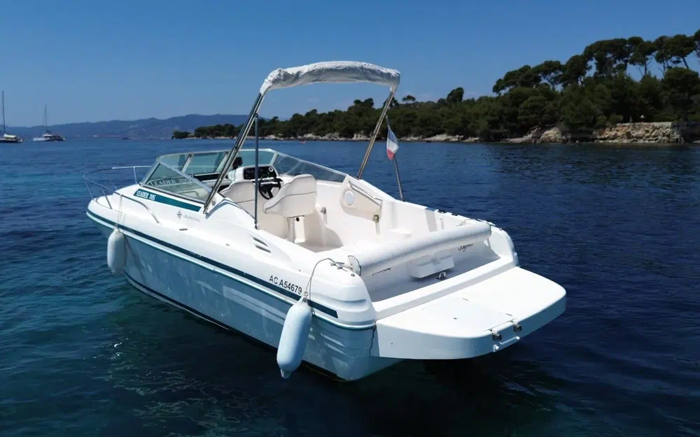 slider 7 Jeanneau Leader 705