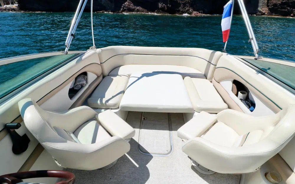 slider 4 Chris Craft 245 Cuddy Cabin