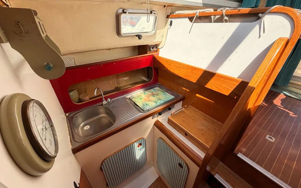 slider 13 Beneteau Antares 860