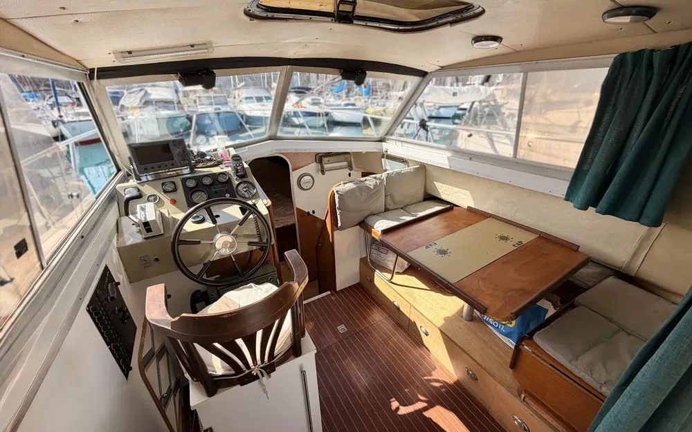 slider 23 Beneteau Antares 860