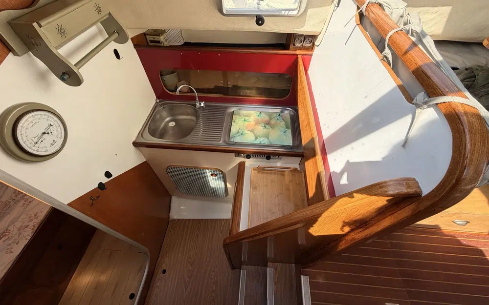 slider 25 Beneteau Antares 860