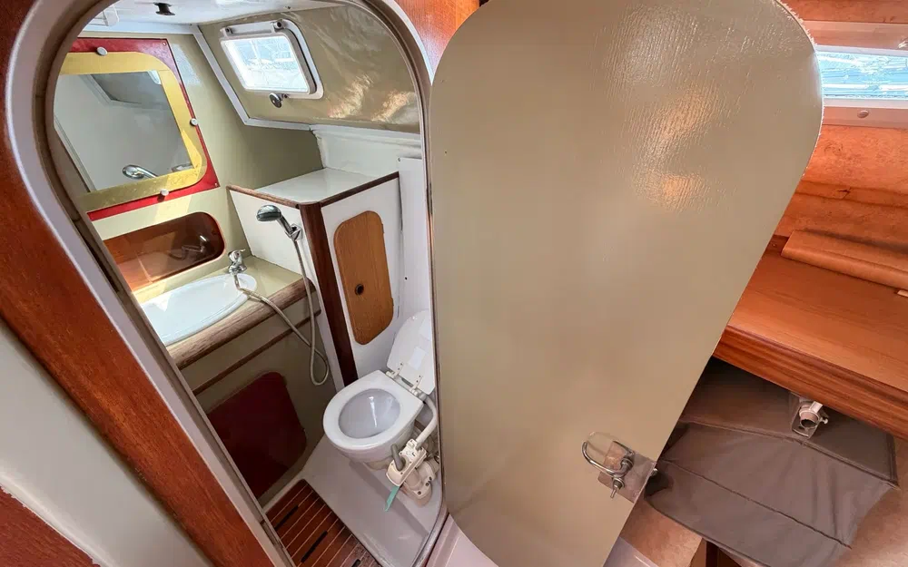 slider 26 Beneteau Antares 860