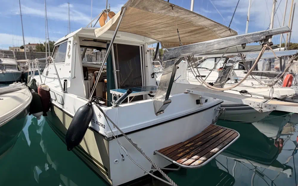 slider 4 Beneteau Antares 860