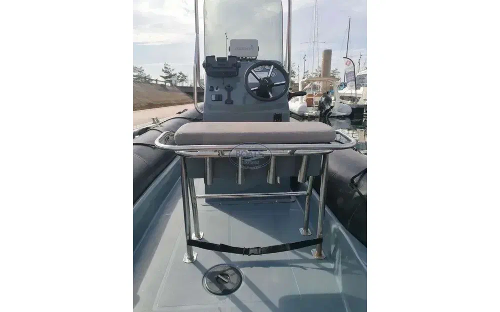 slider 9 Bombard Explorer 700 Neo