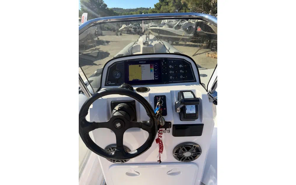 slider 12 Ranieri Cayman 21 Sport