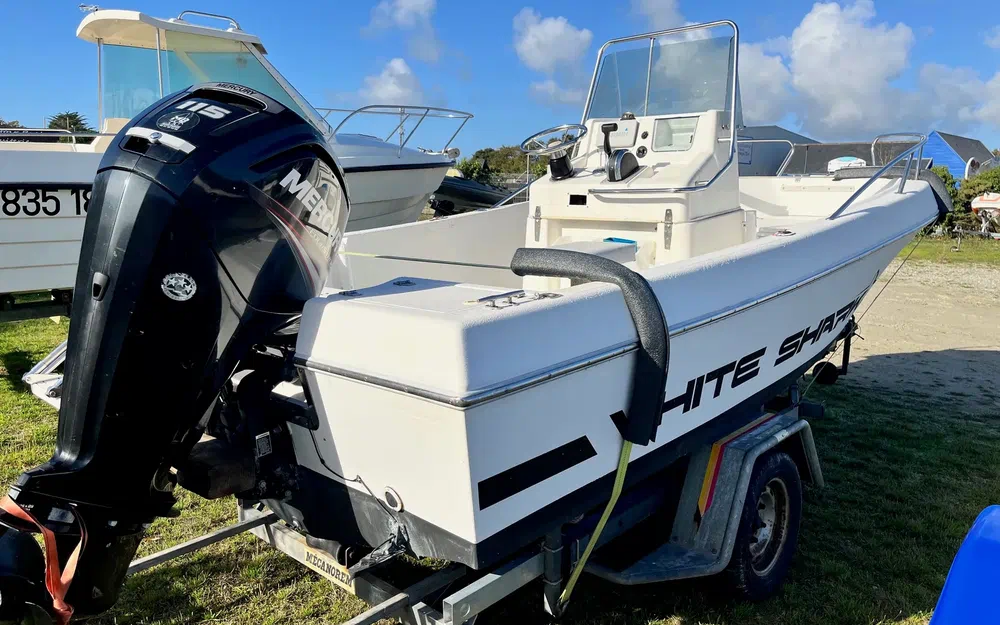 slider 2 Kelt White Shark 175