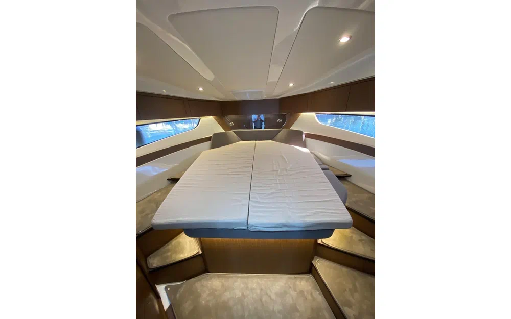 slider 23 Beneteau Antares 11