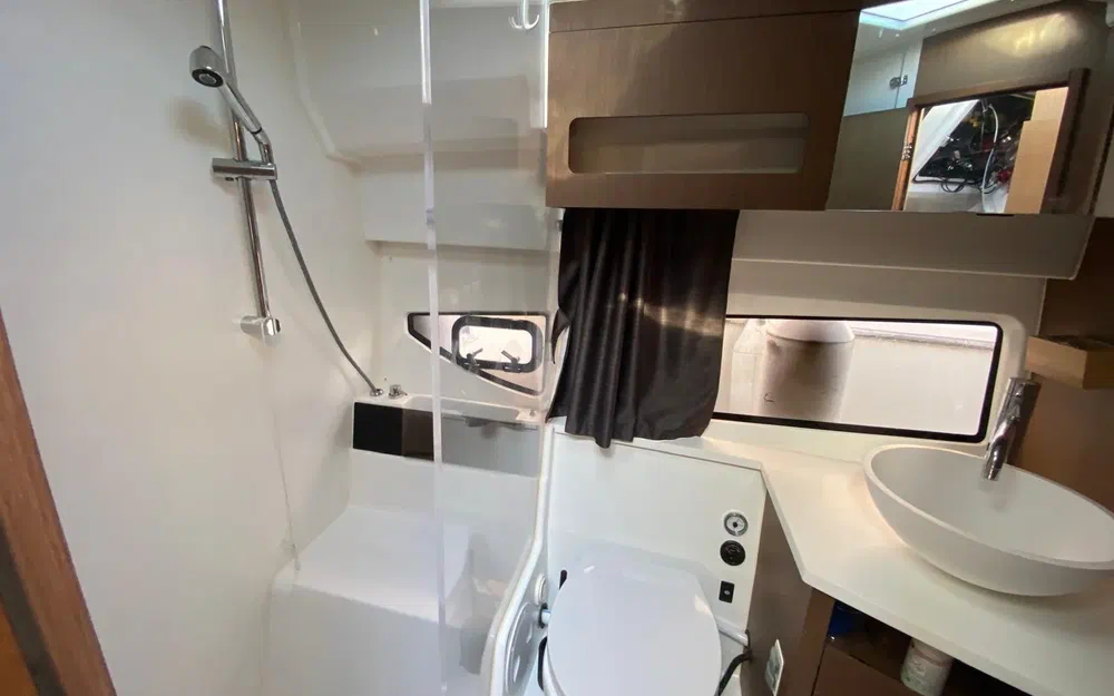 slider 29 Beneteau Antares 11