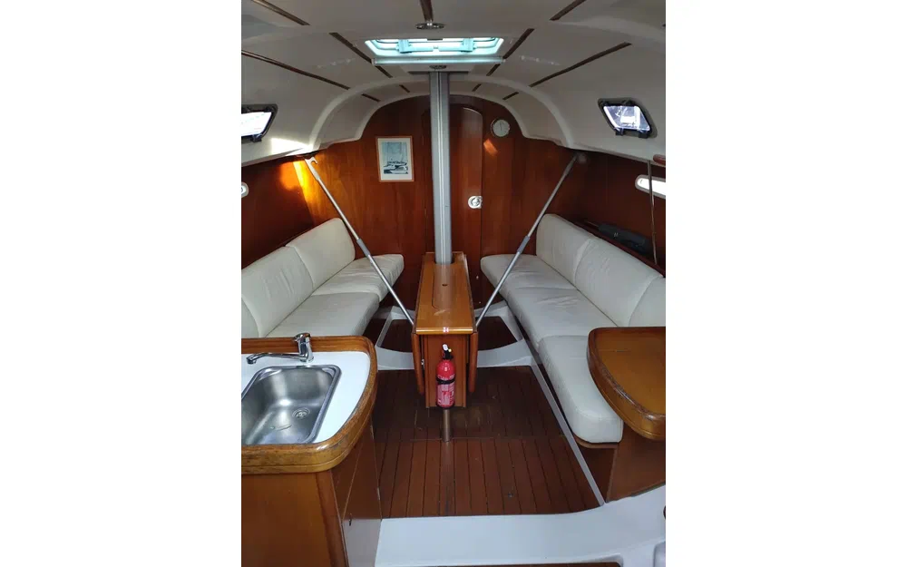 slider 5 Beneteau First 31.7