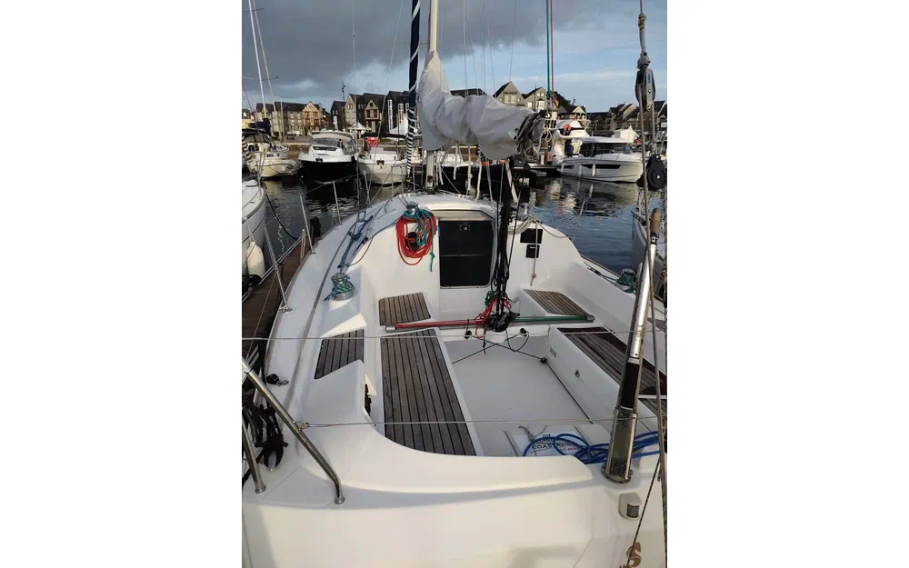 slider 1 Beneteau First 31.7