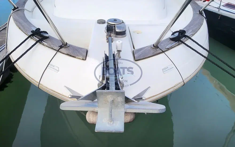 slider 12 Beneteau Ombrine 800