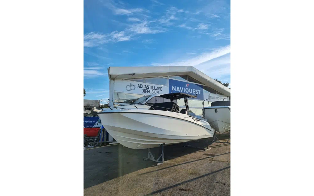 slider 1 Quicksilver 805 Open
