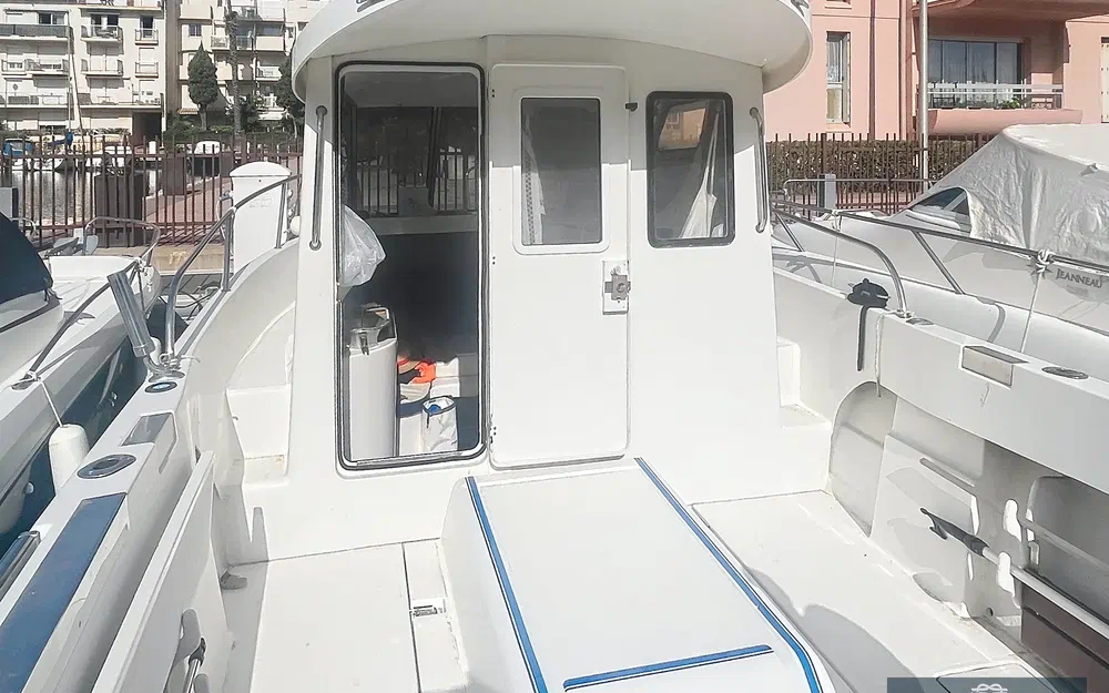 slider 2 Arvor 25 Fish