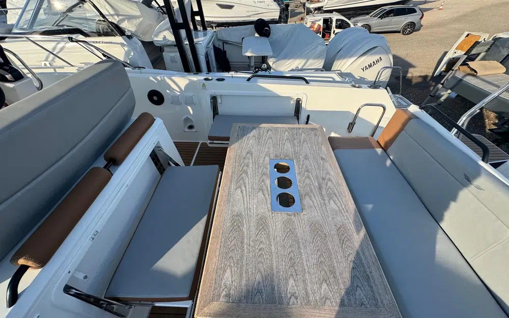 slider 5 Beneteau Flyer 9 sundeck