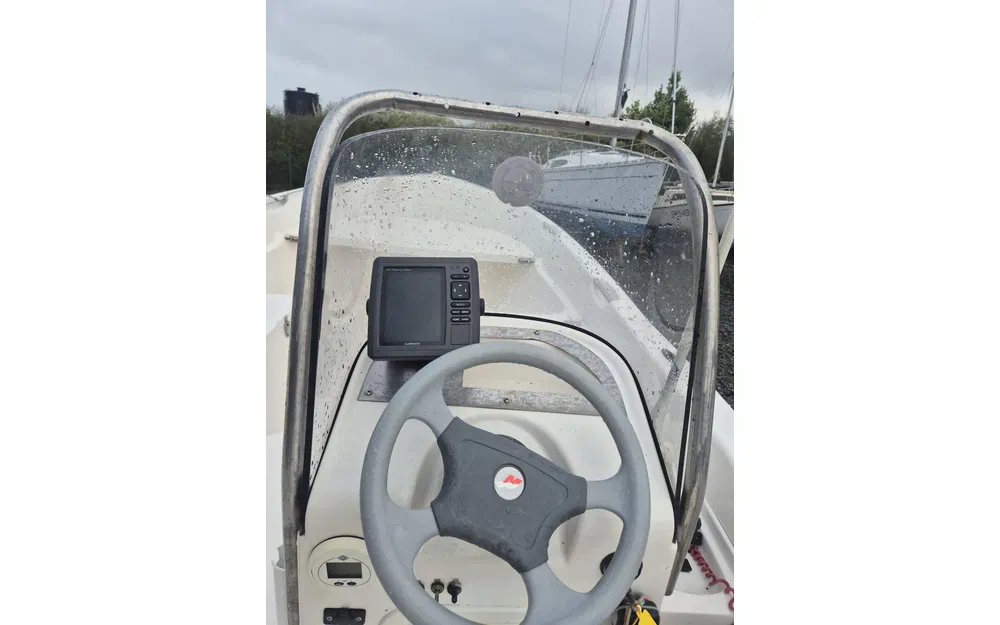 slider 8 Quicksilver 500 Fish