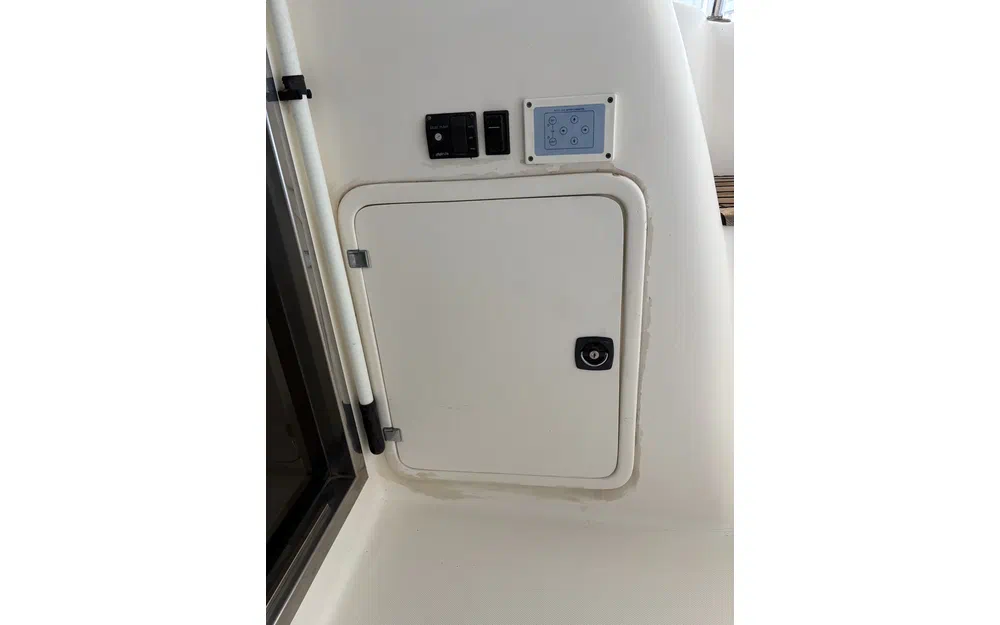 slider 10 Rodman 38