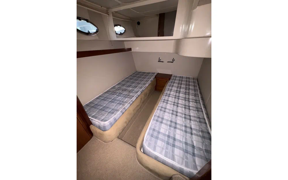 slider 24 Rodman 38