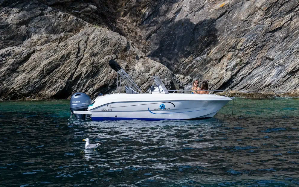slider 1 Pacific Craft 545 Open