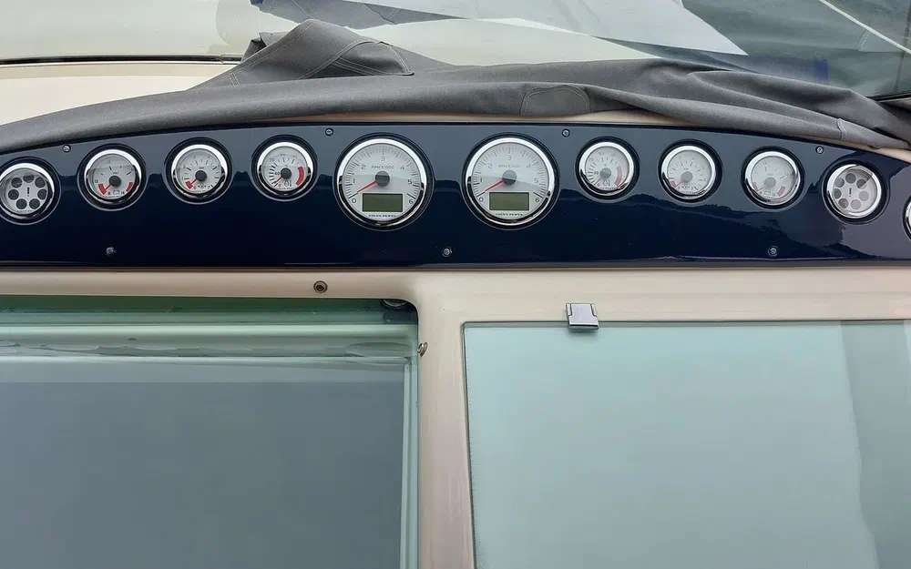 slider 8 Fairline Targa 28