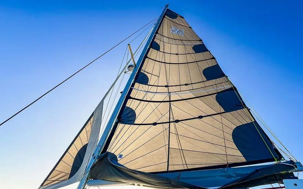 slider 3 Fountaine Pajot Lucia 40