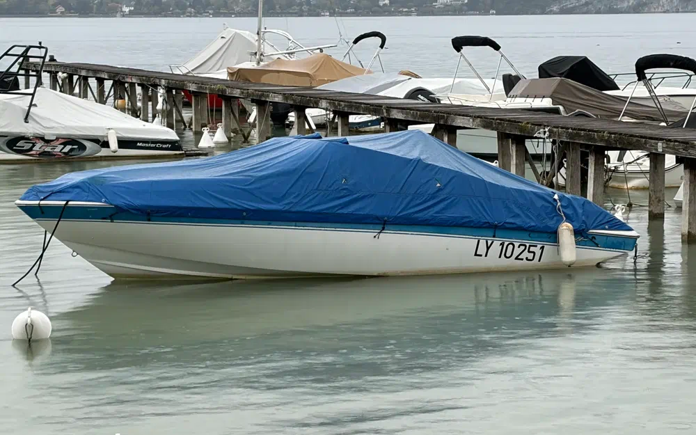 slider 11 Chris Craft 208