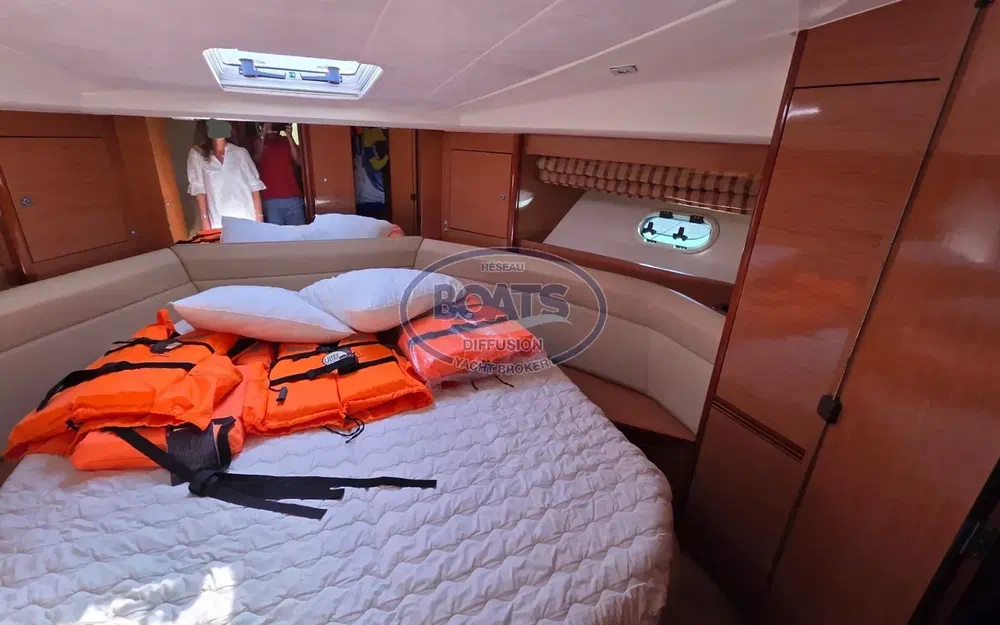 slider 5 Jeanneau Prestige 42 S