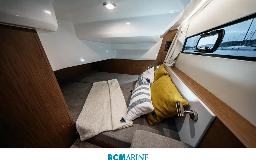 slider 3 Beneteau Antares 9 OB Antares 9 V2