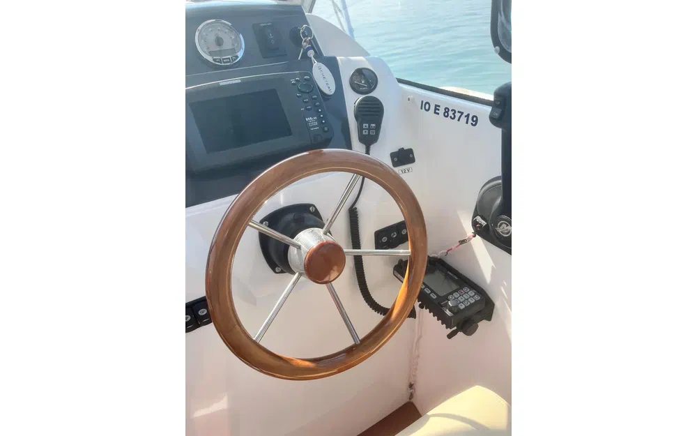 slider 16 Beneteau Antares 780 HB