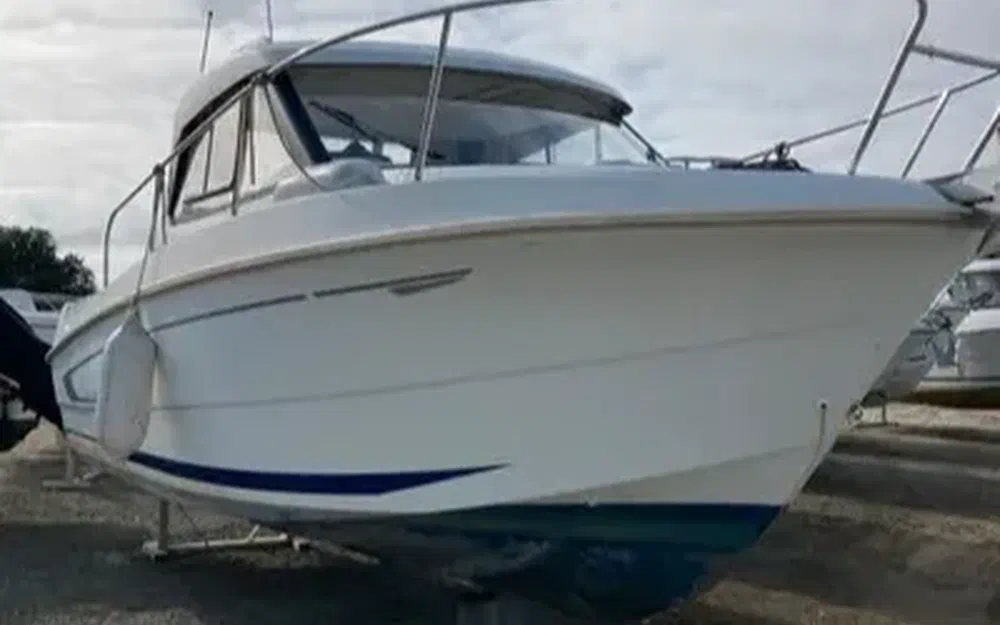 slider 2 Beneteau Antares 780 HB