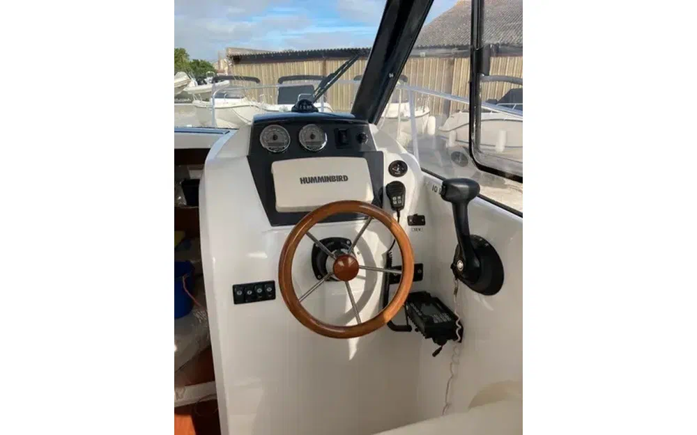slider 3 Beneteau Antares 780 HB