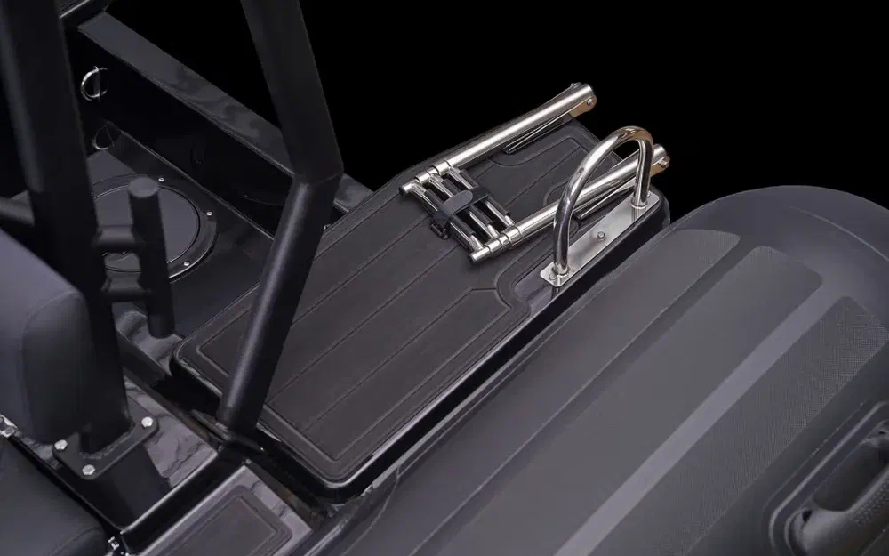 slider 12 Brig Navigator 20
