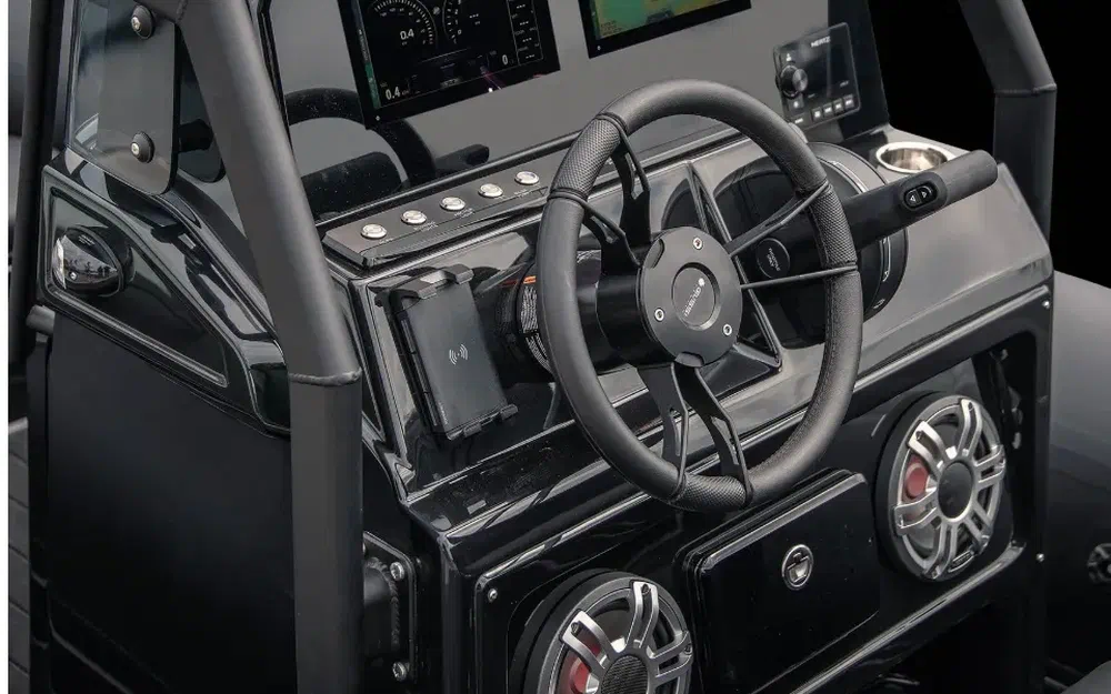 slider 6 Brig Navigator 20