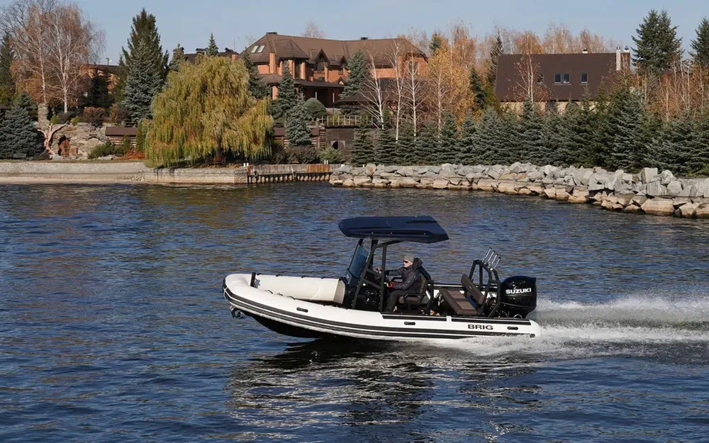 slider 16 Brig Navigator 22