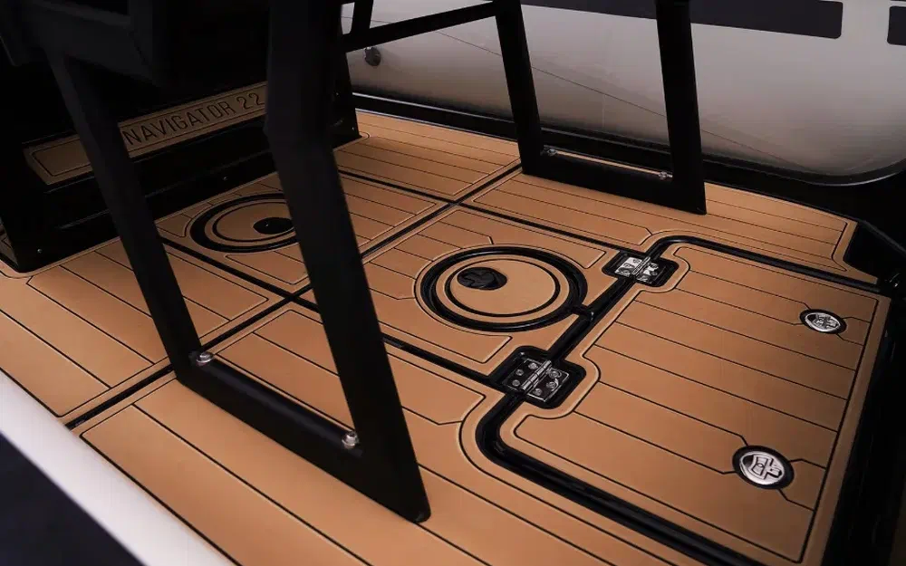 slider 8 Brig Navigator 22
