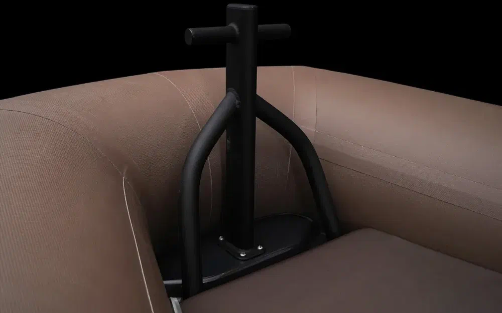 slider 8 Brig Navigator 26