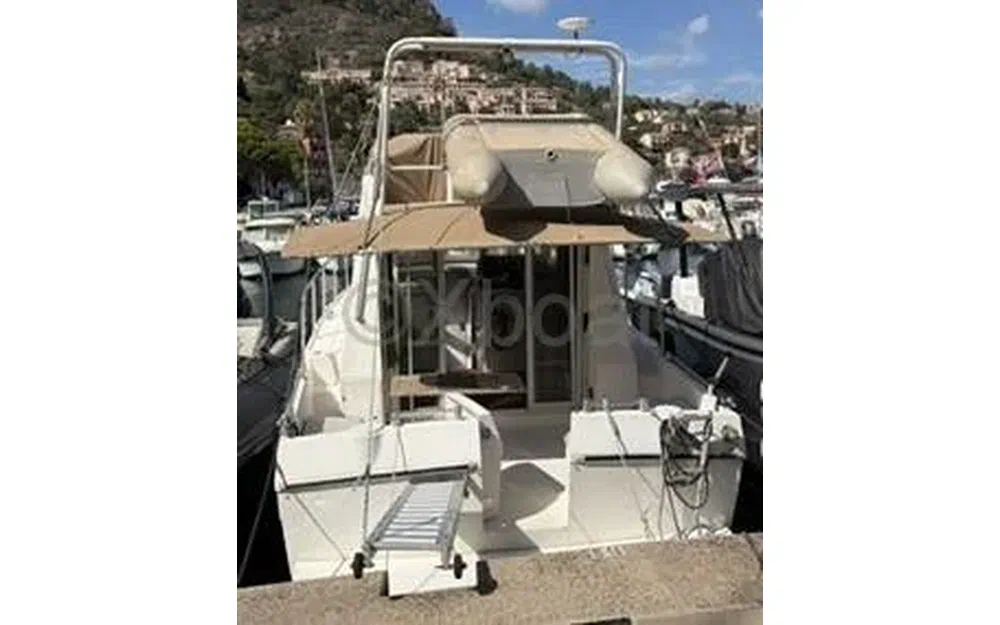 slider 2 Beneteau Antares 11.20 Fly