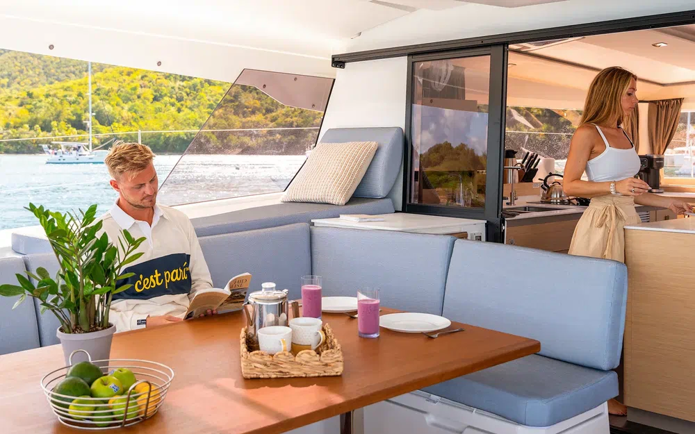 slider 26 Fountaine Pajot FP 51