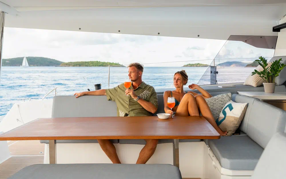slider 27 Fountaine Pajot FP 51