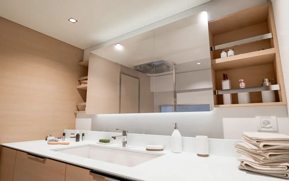 slider 41 Fountaine Pajot FP 48