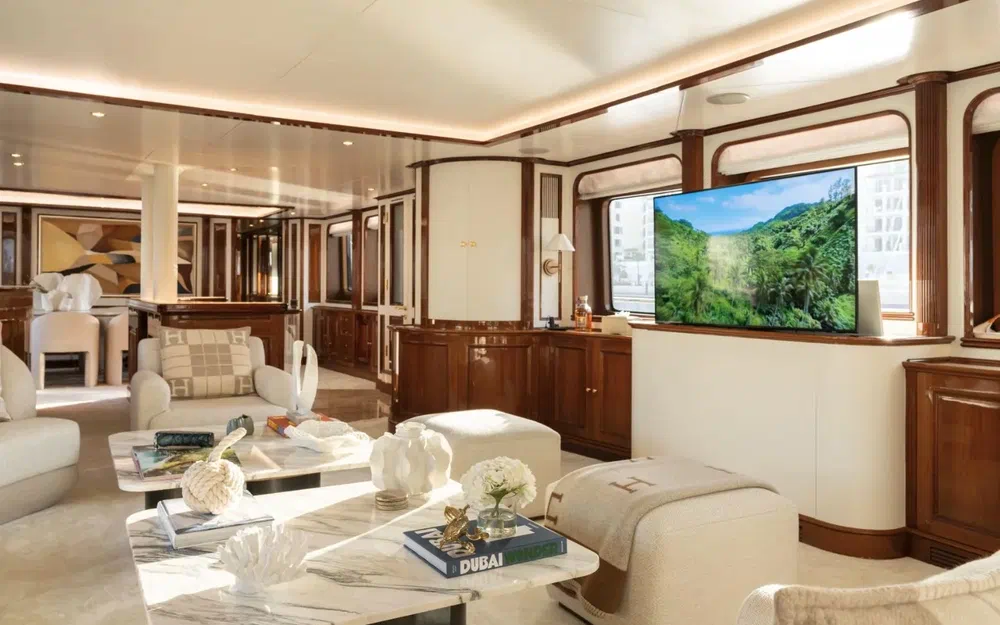 slider 13 Benetti Classic 115
